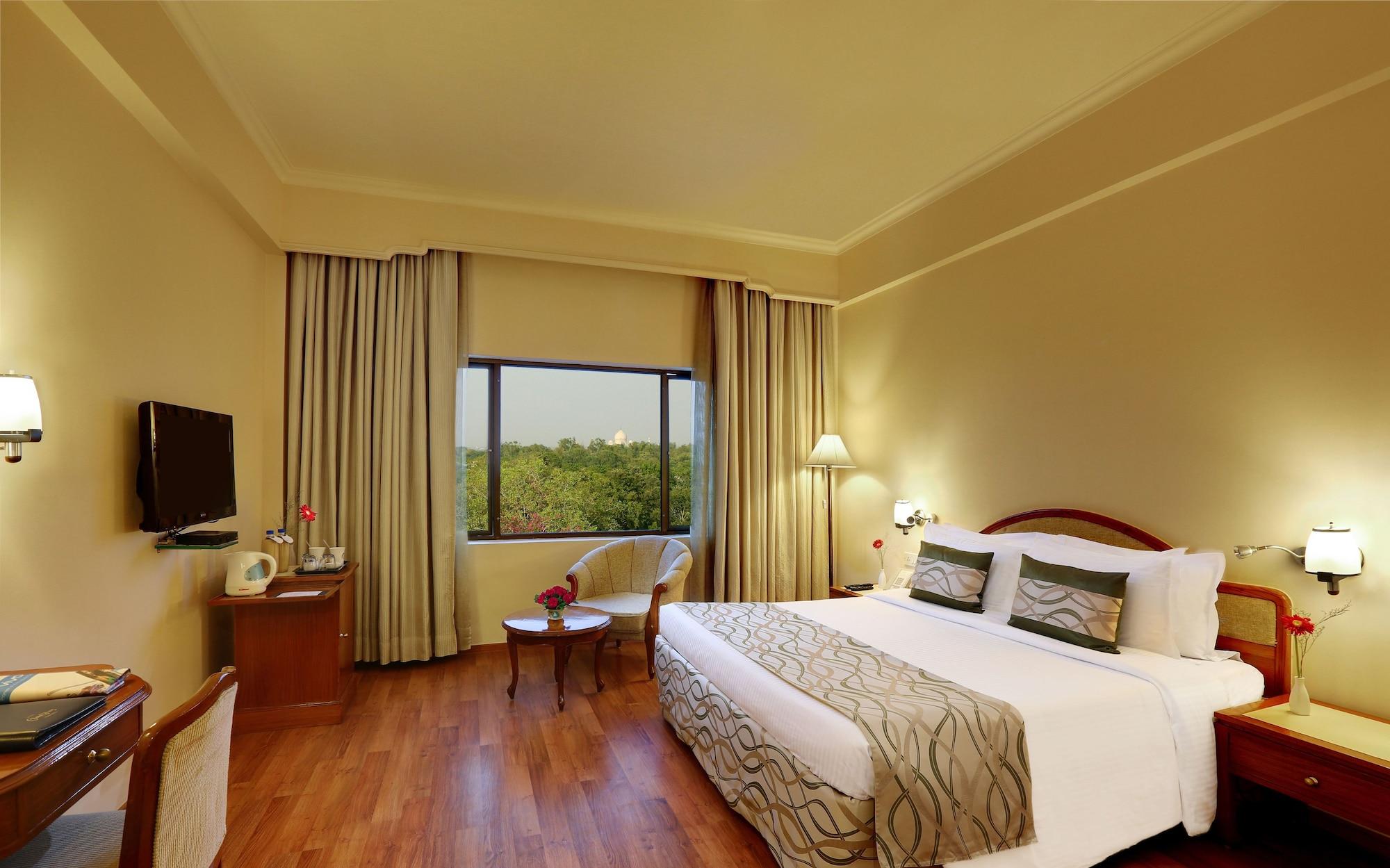 Hotel Clarks Shiraz Agra  Zewnętrze zdjęcie