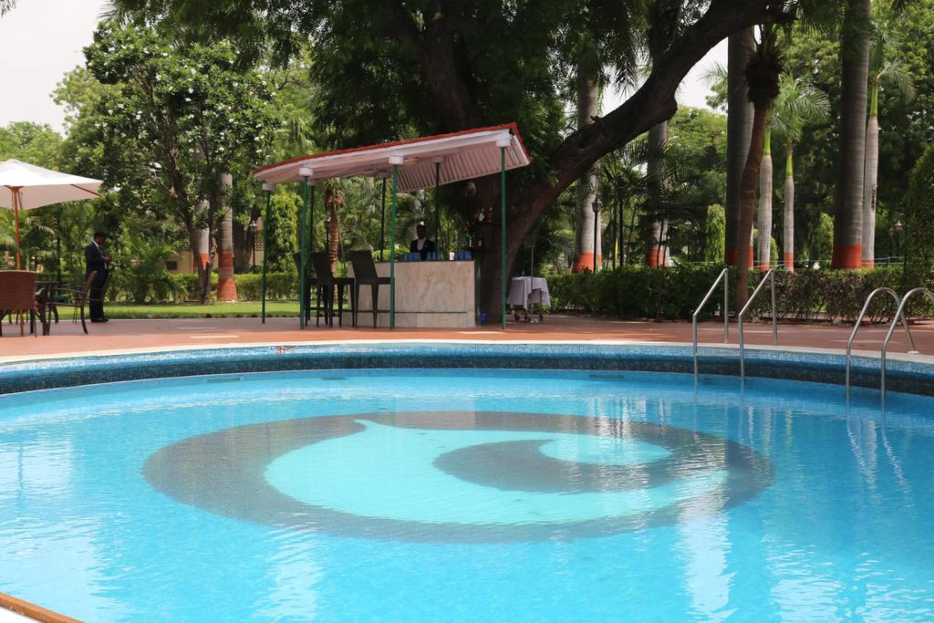 Hotel Clarks Shiraz Agra  Zewnętrze zdjęcie
