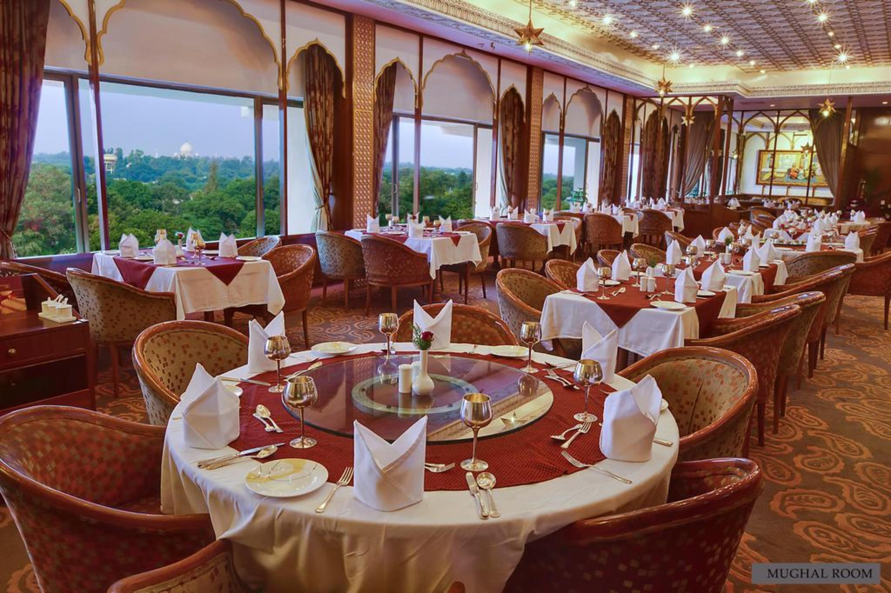 Hotel Clarks Shiraz Agra  Zewnętrze zdjęcie