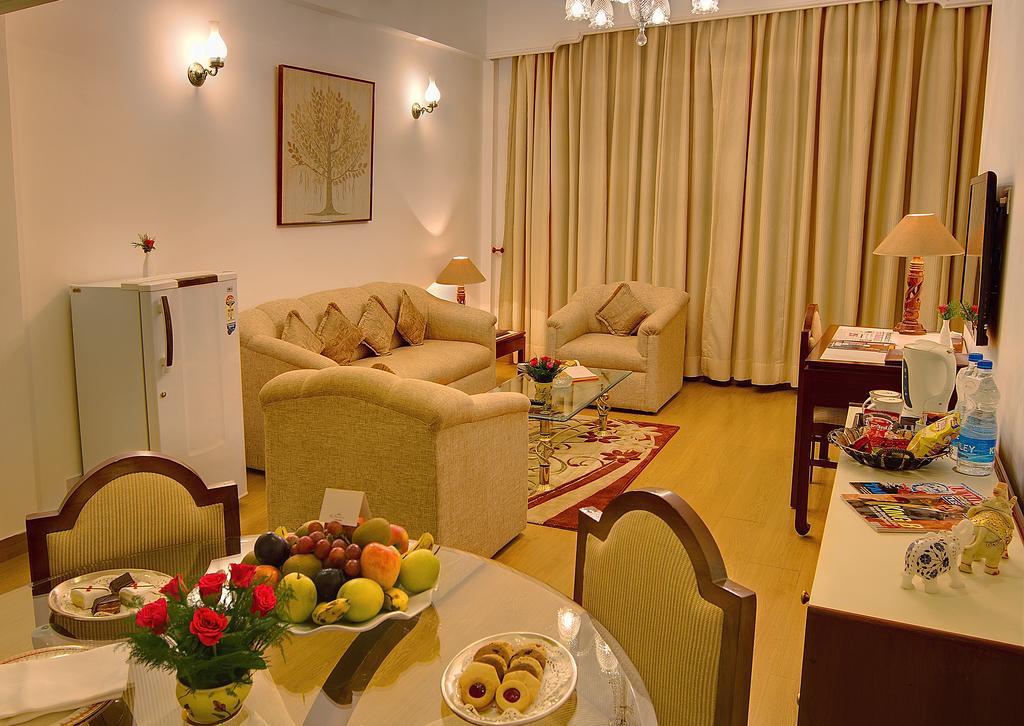 Hotel Clarks Shiraz Agra  Zewnętrze zdjęcie
